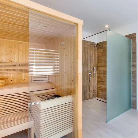Vidiroti- Luxury 400 M2 Complex Prázdninový dům *