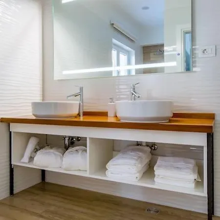 Vidiroti- Luxury 400 M2 Complex Lokva Rogoznica