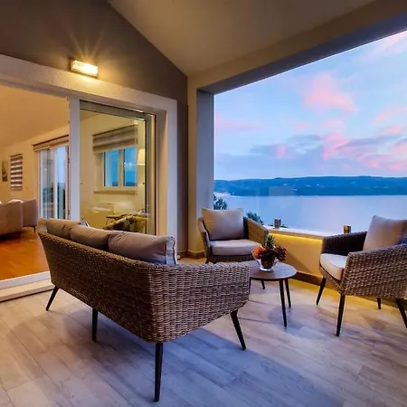 Feriehus Vidiroti- Luxury 400 M2 Complex