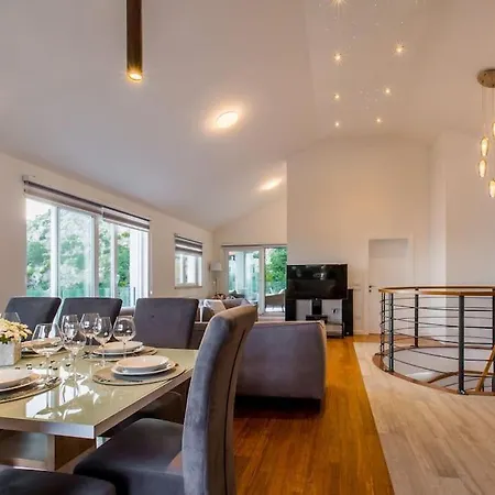 Vidiroti- Luxury 400 M2 Complex Prázdninový dům
